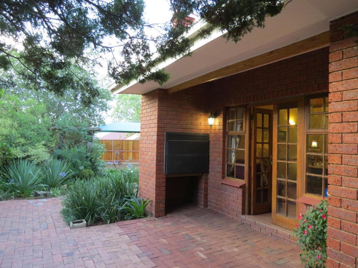 Camelia Guest House Bloemfontein Eksteriør bilde