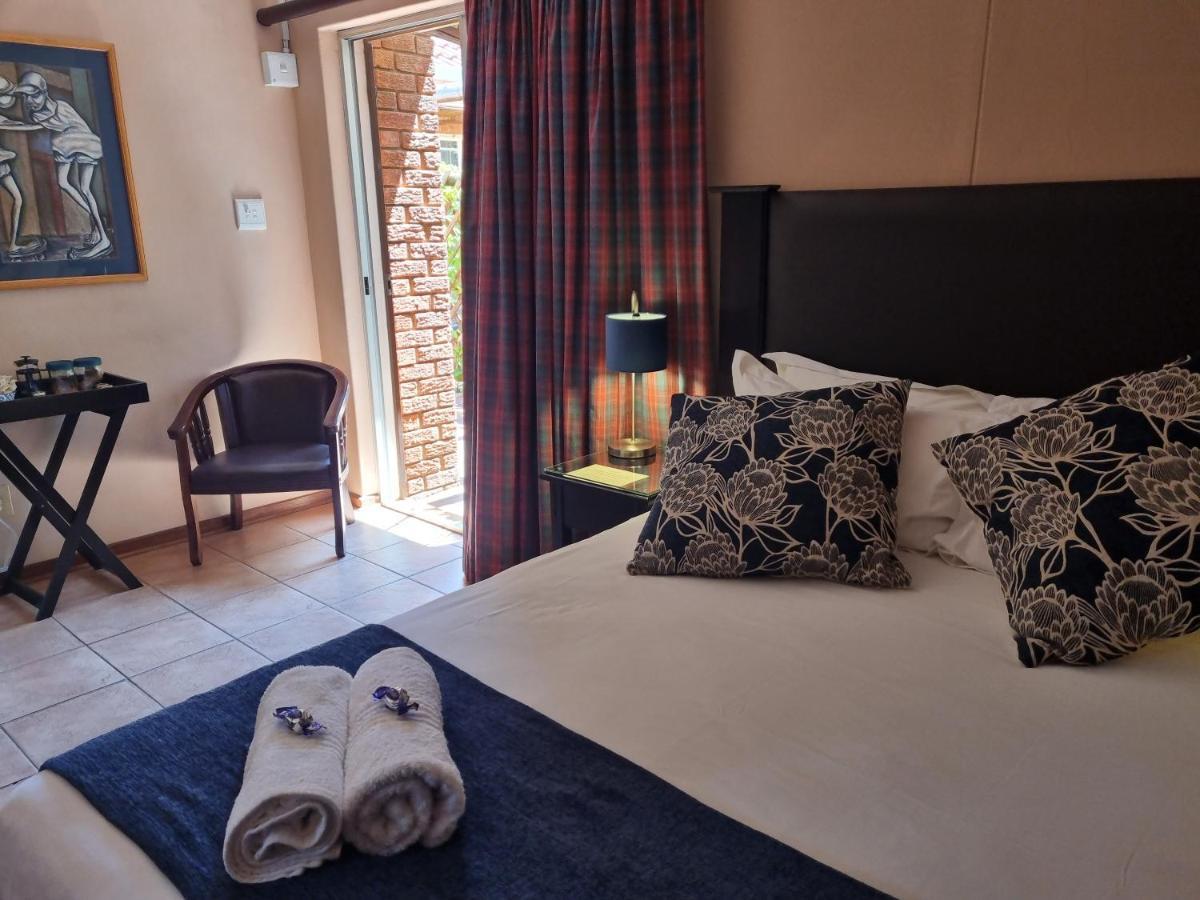 Camelia Guest House Bloemfontein Eksteriør bilde