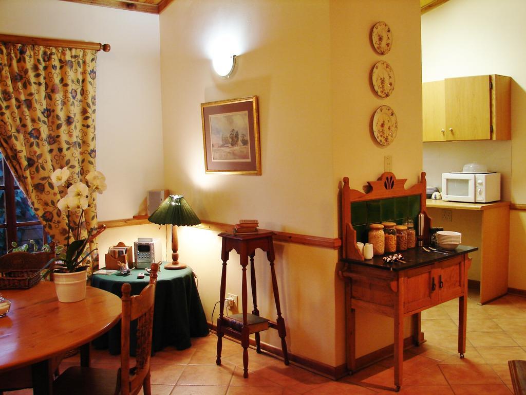 Camelia Guest House Bloemfontein Eksteriør bilde