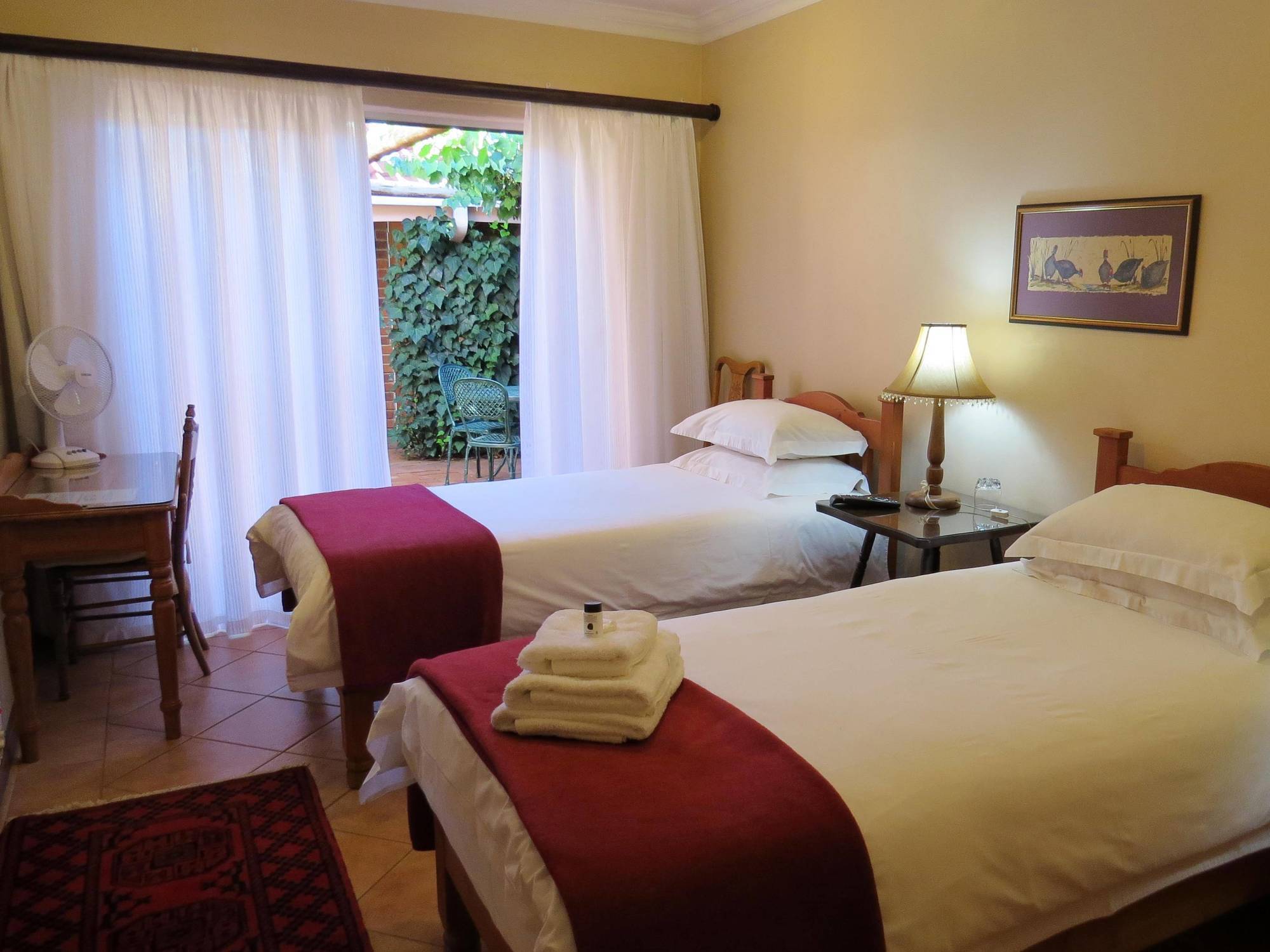Camelia Guest House Bloemfontein Eksteriør bilde