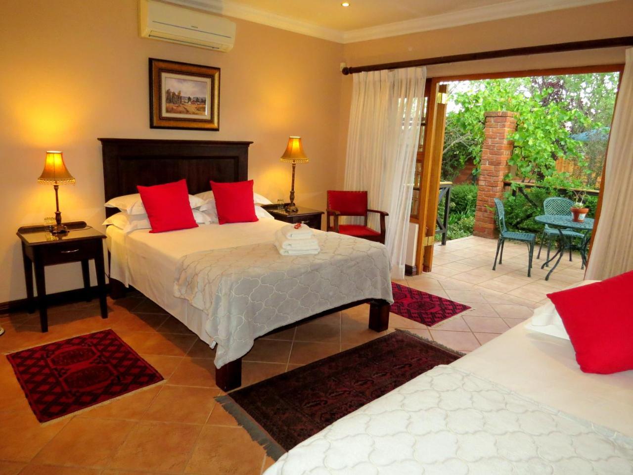 Camelia Guest House Bloemfontein Eksteriør bilde