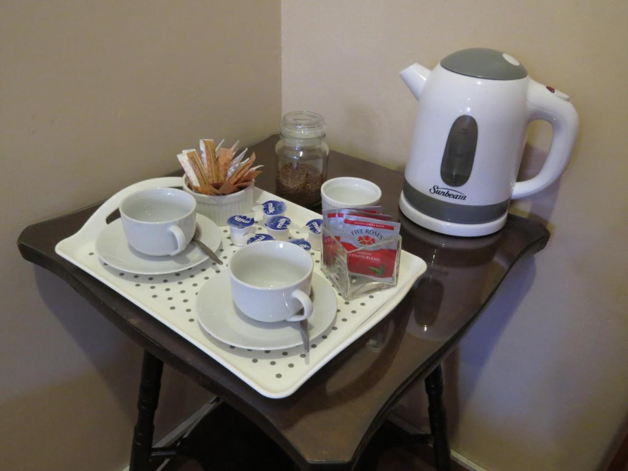 Camelia Guest House Bloemfontein Eksteriør bilde